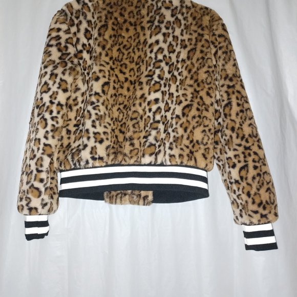VIGOSS LEOPARD PRINT FAUX FUR BOMBER JACKET - Picture 8 of 11